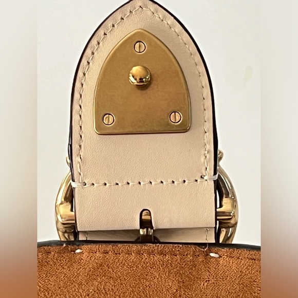 COACH C0749 Ivory/Beige BEAT Saddle Crossbody Glovetanned Leather Bag - Picture 8 of 16